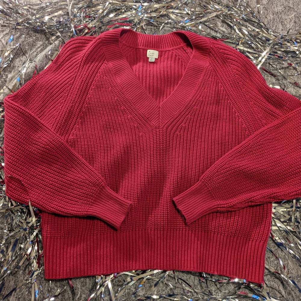 NWOT A New Day Bright V-Neck Pullover